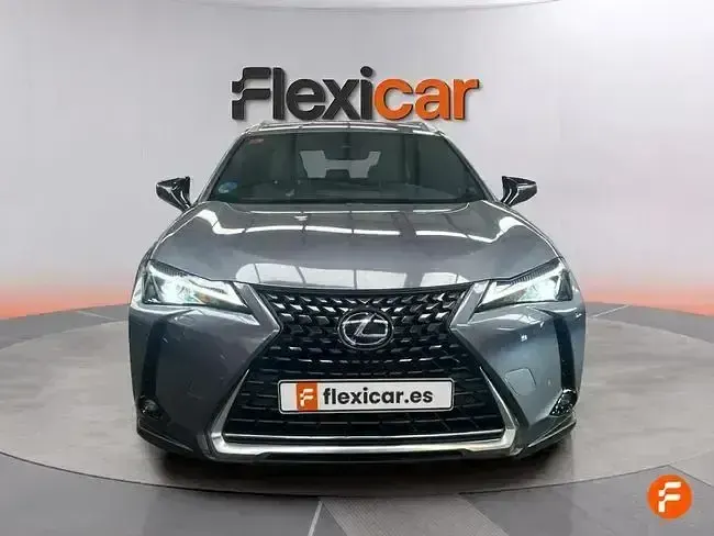 Usado Lexus UX 184 CV (135 kW) 2021 Gris SUV