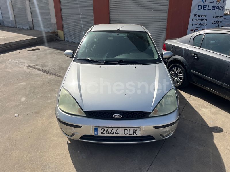 Gris / plata Usado 2004 Ford Focus Trend Berlina | 1750 € (Buen precio) - Imagen 1/4
