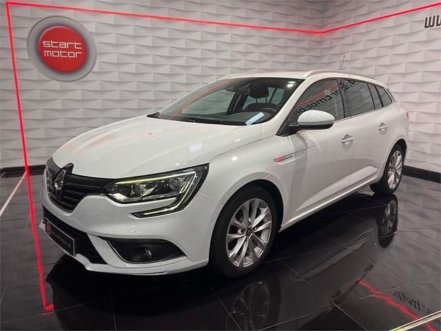 Blanco Usado 2019 Renault Mégane GrandTour Zen Familiar | 13.900 € (Un poco caro) - Imagen 1/4