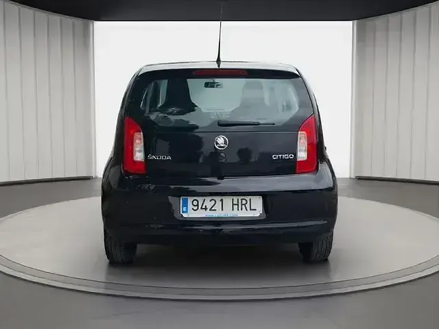 Usado Skoda Citigo Active 60 CV (44 kW) 2013 Negro Utilitario