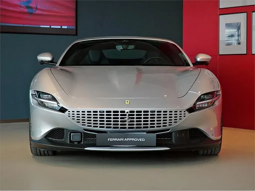 Usado Ferrari Roma 620 CV (456 kW) 2022 Grigio nurburgring Coupe