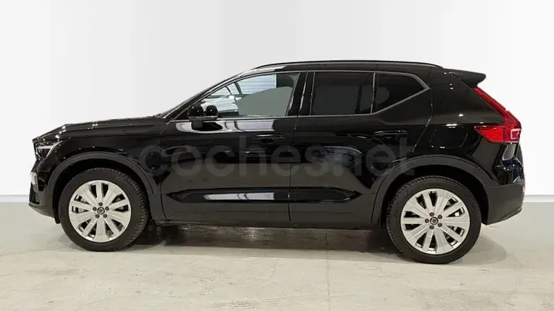 Usado Volvo EX40 Core 175 kW (238 CV) 2024 Eléctrico SUV