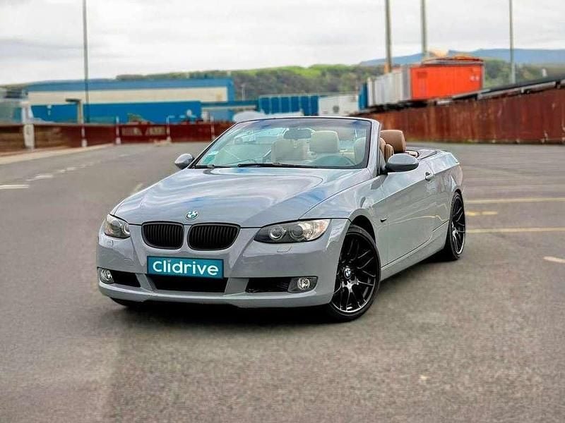 Usado BMW 320 Cabriolet 170 CV (125 kW) 2008 Gris Descapotable
