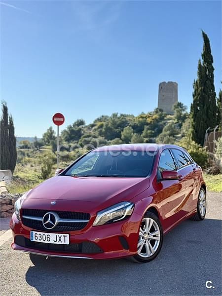 Rojo Usado 2017 Mercedes A180 Berlina | 18.000 € (Precio justo) - Imagen 1/4