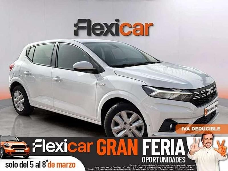 Usado Dacia Sandero Expression 91 CV (66 kW) 2022 Blanco Utilitario