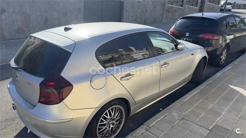 Usado BMW 120 150 CV (110 kW) 2006 Gris / plata Utilitario