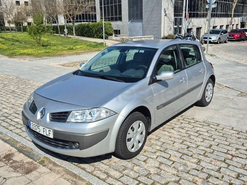 Usado Renault Mégane II Expression 110 CV (80 kW) 2007 Gris / plata Berlina