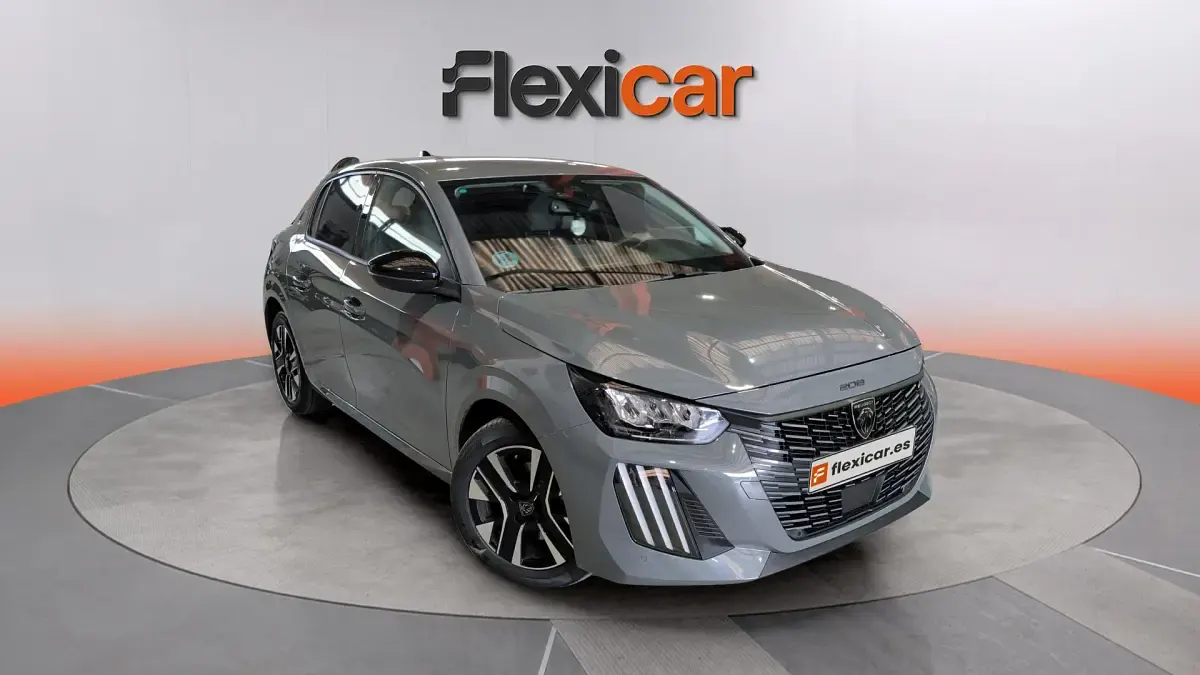 Usado Peugeot 208 Allure 101 CV (74 kW) 2025 Utilitario