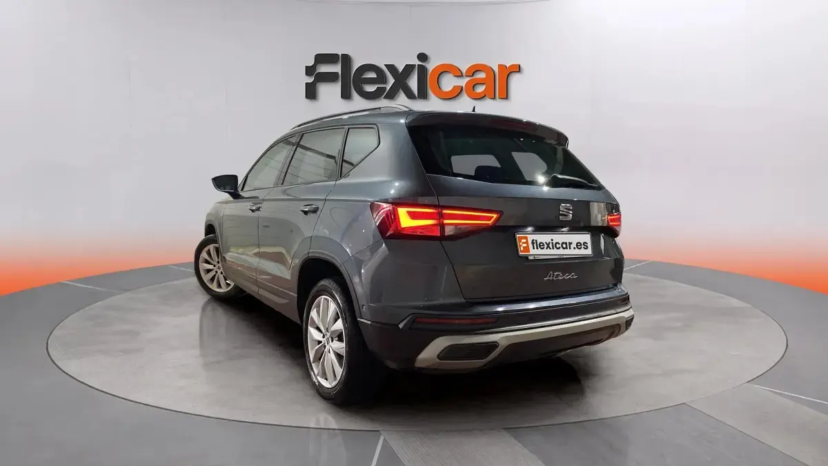 Usado Seat Ateca 150 CV (110 kW) 2021 Gris SUV