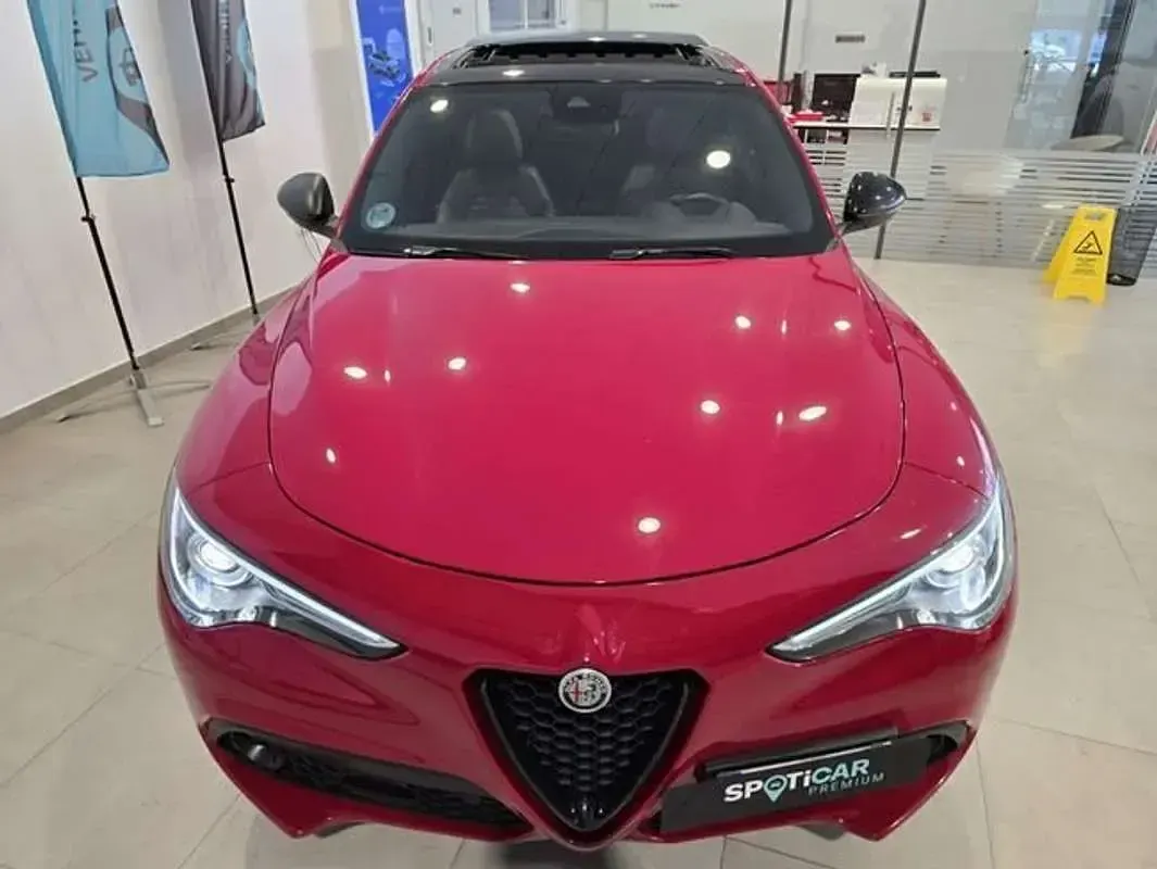 Usado Alfa Romeo Stelvio 209 CV (153 kW) 2022 Rojo SUV