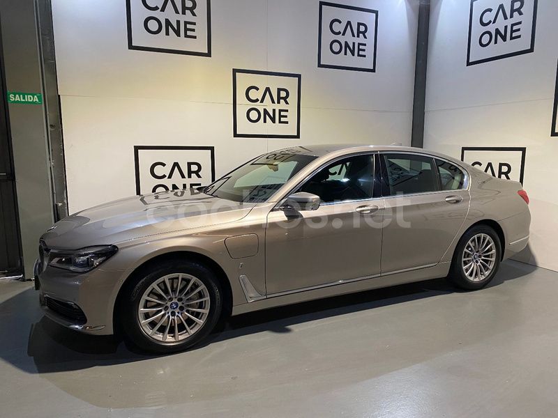 Usado BMW 740 iPerformance 326 CV (239 kW) 2018 Beige Berlina