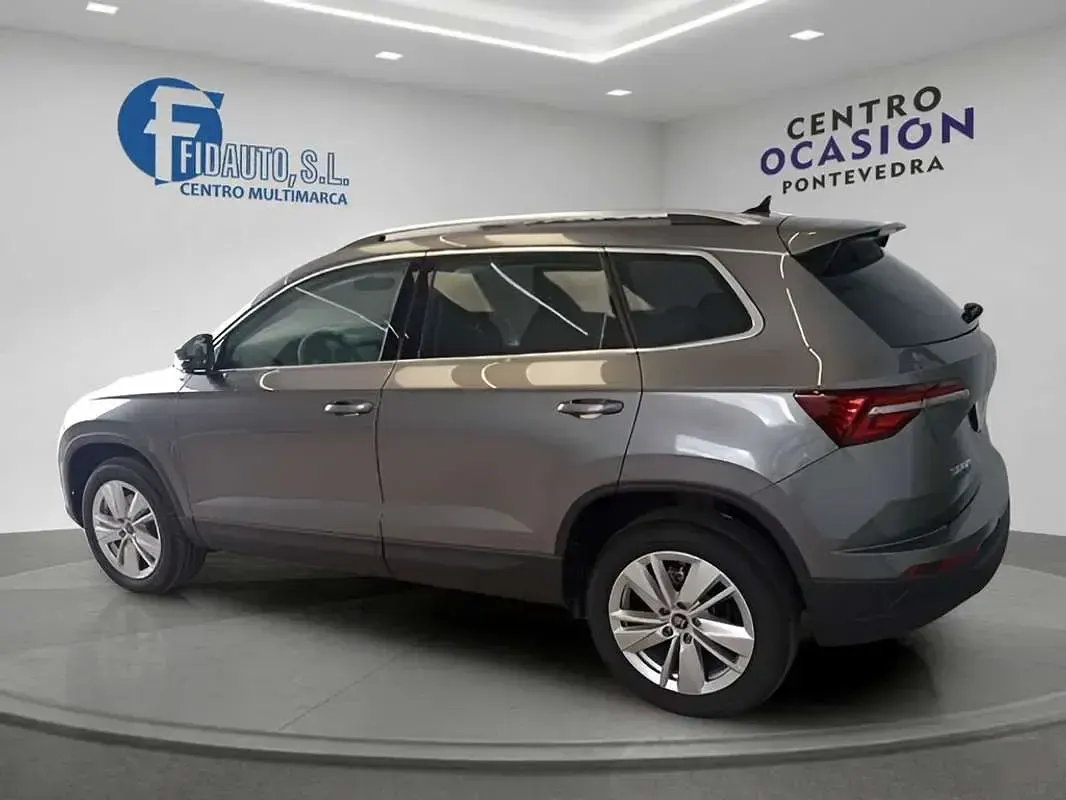 Nuevo Skoda Karoq Selection 150 CV (110 kW) 2025 Gris SUV