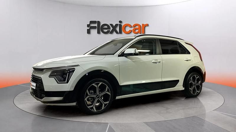 Usado Kia Niro 141 CV (103 kW) 2022 Blanco SUV