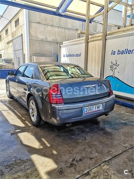 Usado Chrysler 300C Executive 218 CV (160 kW) 2007 Gris / plata Berlina