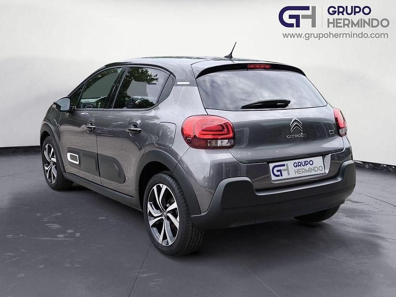 Usado Citroën C3 Shine 100 CV (73 kW) 2023 Gris Utilitario