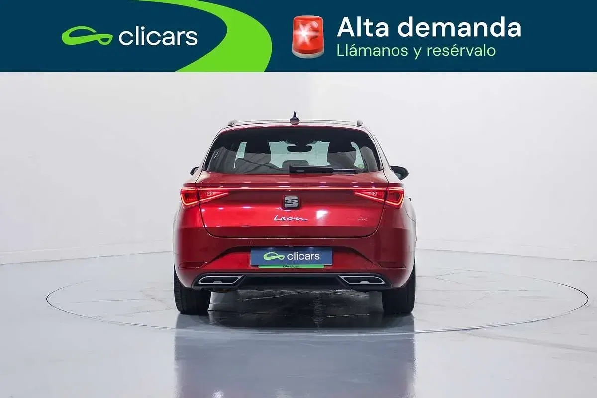 Begagnad Seat Leon ST FR 150 HK (110 kW) 2021 Röd Kombi