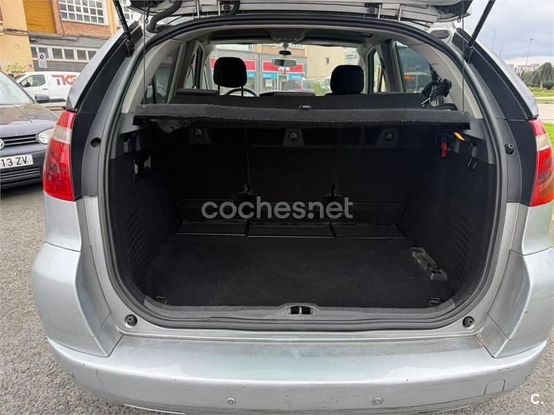 Usado Citroën C4 Picasso 110 CV (80 kW) 2007 Gris / plata Monovolumen