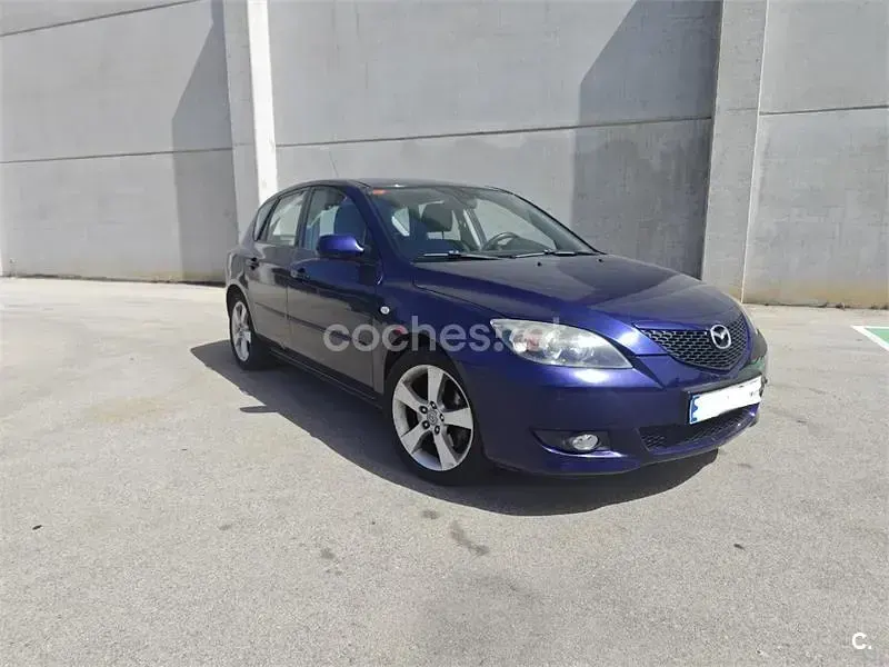 Usado Mazda 3 Sportive 150 CV (110 kW) 2004 Violeta / lila Berlina