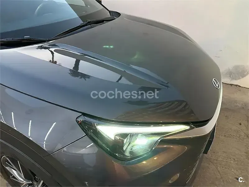 Usado Lexus LBX 136 CV (100 kW) 2024 Gris / plata SUV