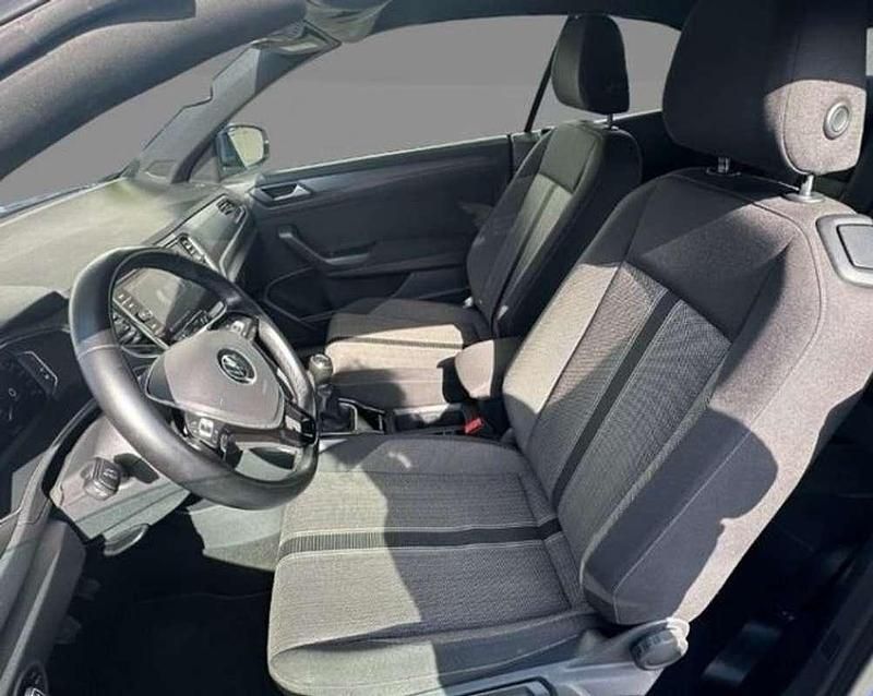 Usado VW T-Roc Edition 110 CV (80 kW) 2022 Azul SUV