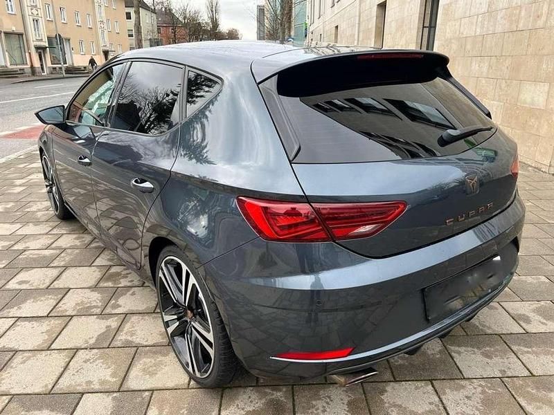 Usado Seat Leon ST CUPRA 290 CV (213 kW) 2019 Gris Familiar