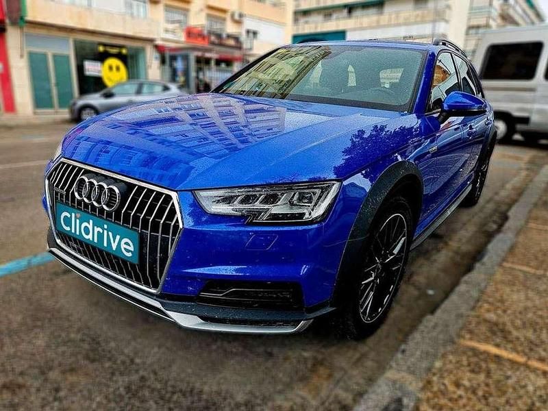 Usado Audi A4 Allroad Premium 252 CV (185 kW) 2018 Azul Familiar