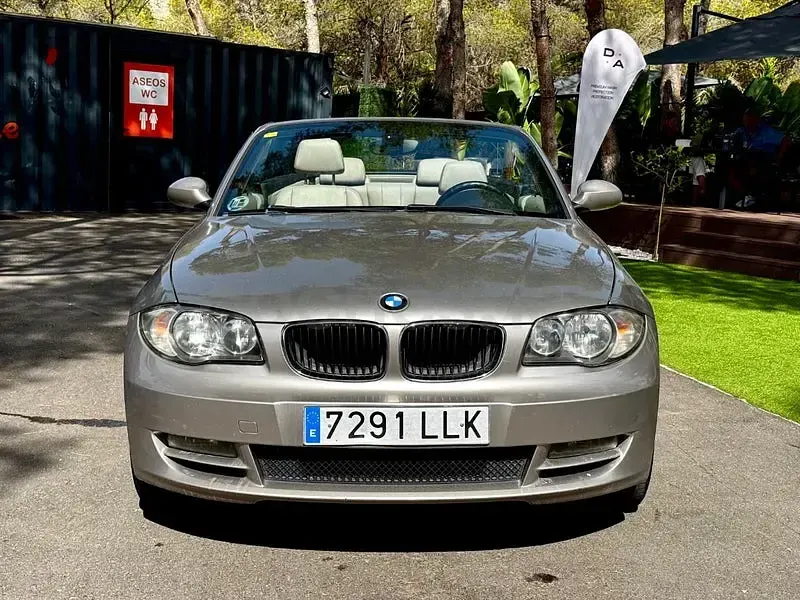 Usado BMW 118 Cabriolet 143 CV (105 kW) 2010 Beige Descapotable