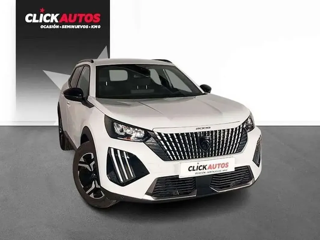 Usado Peugeot 2008 Allure 101 CV (74 kW) 2023 Blanco SUV