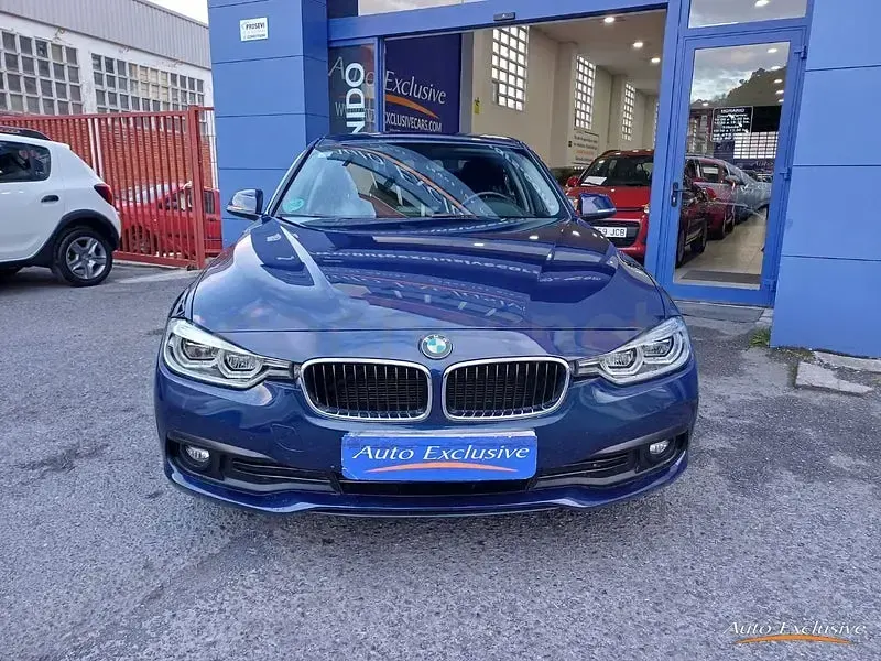 Usado BMW 318 Exclusive 150 CV (110 kW) 2018 Azul Berlina