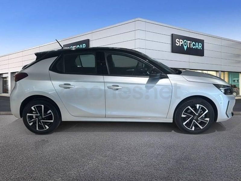 Usado Opel Corsa 100 CV (73 kW) 2025 Gris / plata Utilitario