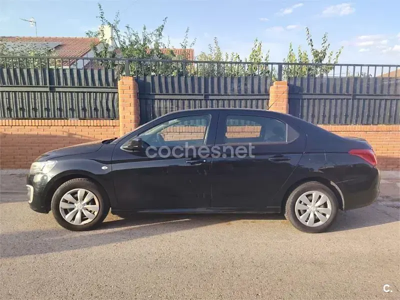 Usado Citroën C-Elysee I Feel 100 CV (73 kW) 2017 Negro Berlina