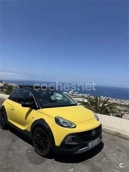 Usado Opel Adam Rocks 87 CV (63 kW) 2016 Amarillo Utilitario