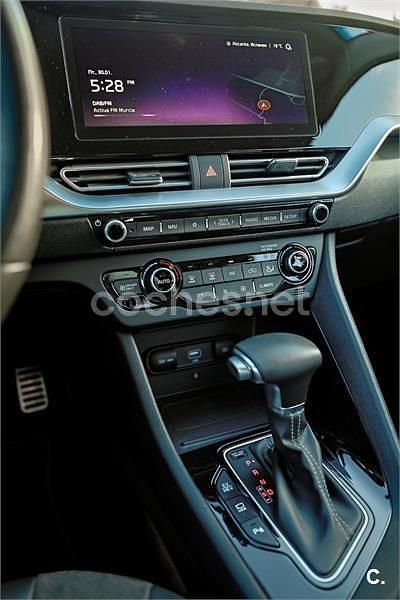 Usado Kia Niro 183 CV (134 kW) 2021 Azul SUV