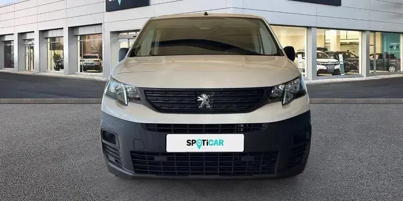 Usado Peugeot Partner 102 CV (75 kW) 2023 Blanco Monovolumen