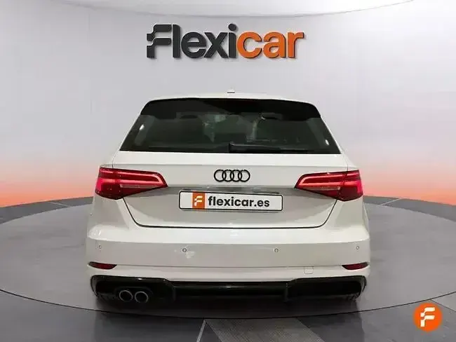 Usado Audi A3 150 CV (110 kW) 2018 Blanco Berlina