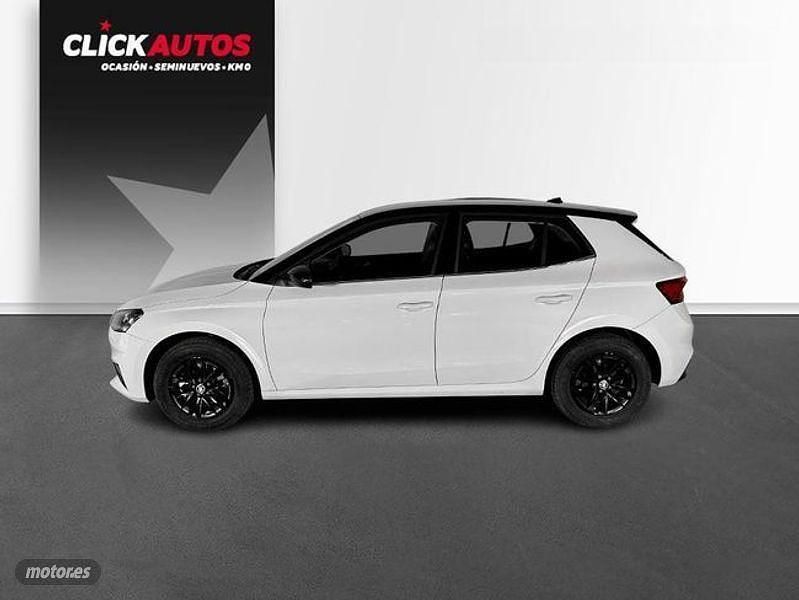Usado Skoda Fabia Ambition 110 CV (80 kW) 2024 Blanco Utilitario