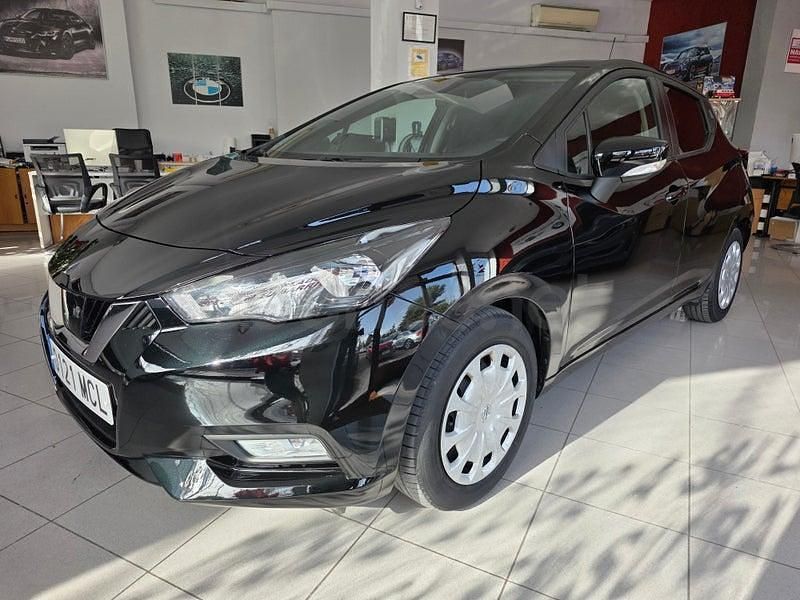 Usado Nissan Micra Acenta 92 CV (67 kW) 2022 Negro Utilitario
