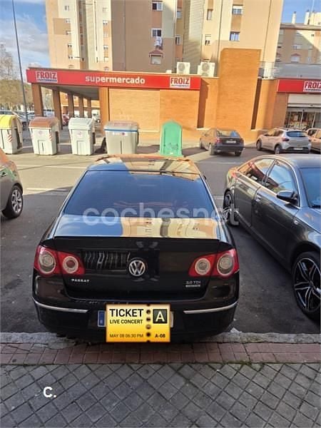 Usado VW Passat Sportline 140 CV (102 kW) 2008 Negro Berlina