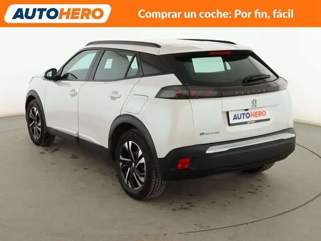 Usado Peugeot e-2008 Allure 100 kW (136 CV) 2020 Blanco SUV