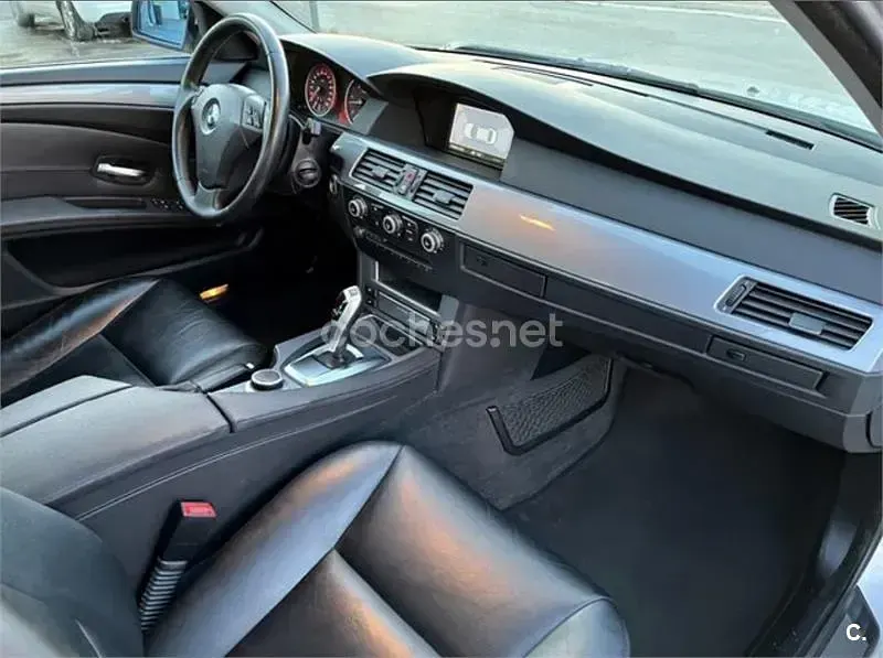 Usado BMW 525 197 CV (144 kW) 2009 Gris / plata Berlina