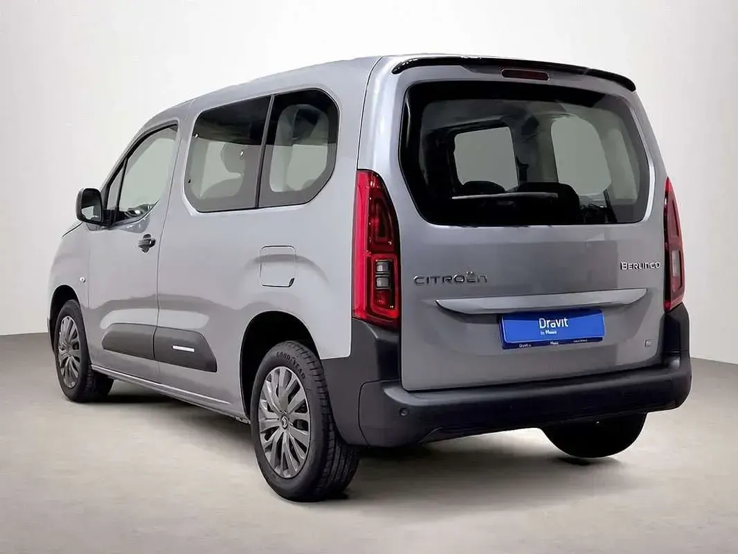 Usado Citroën Berlingo 103 CV (75 kW) 2025 Plateado Monovolumen