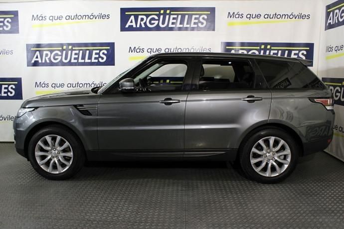 Usado Land Rover Range Rover SE 258 CV (189 kW) 2015 Gris / plata SUV