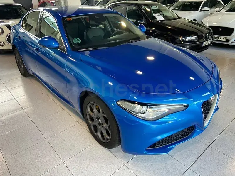 Usado Alfa Romeo Giulia Executive 190 CV (139 kW) 2019 Azul Berlina