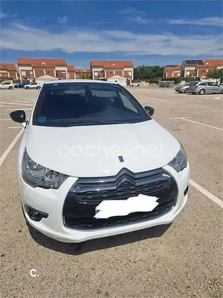 Usado Citroën DS4 Style 120 CV (88 kW) 2015 Blanco Utilitario