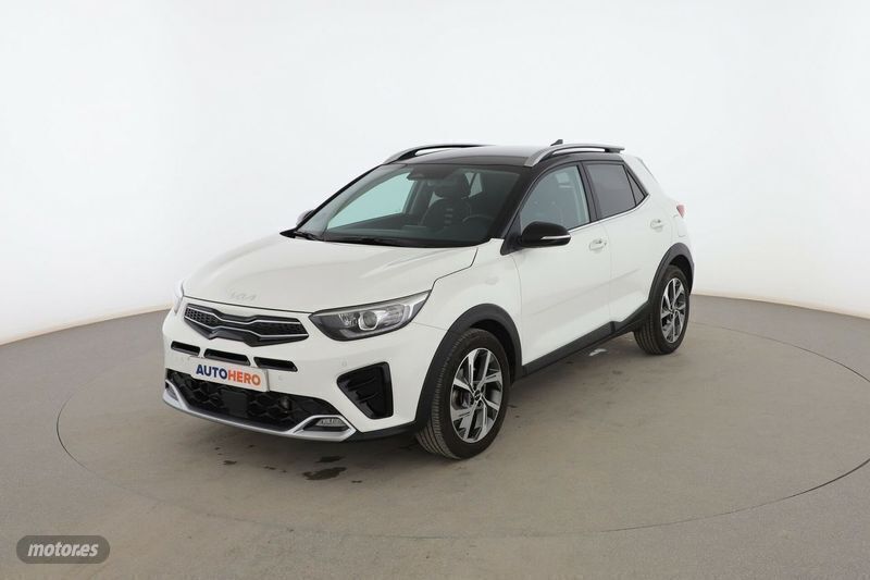 Blanco Usado 2022 Kia Stonic GT-Line SUV | 19.699 € (Precio justo) - Imagen 1/3