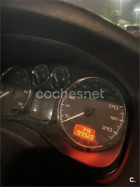 Usado Peugeot 307 110 CV (80 kW) 2006 Gris / plata Familiar