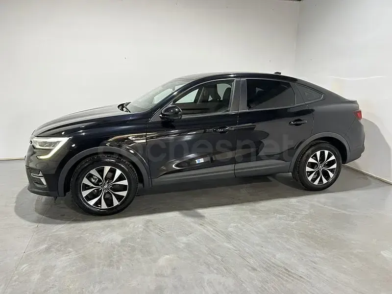 Usado Renault Arkana Intens 145 CV (106 kW) 2022 Negro SUV
