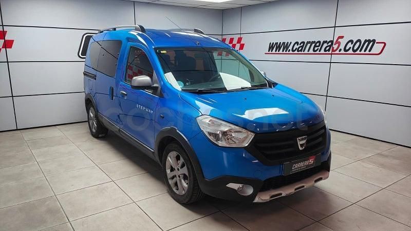 Usado Dacia Dokker Ambiance 75 CV (55 kW) 2016 Azul Monovolumen