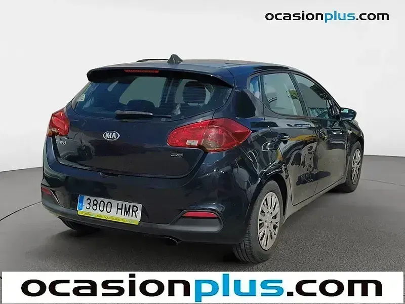 Usado Kia Ceed GT 90 HP (66 kW) 2012 Preto Citadino