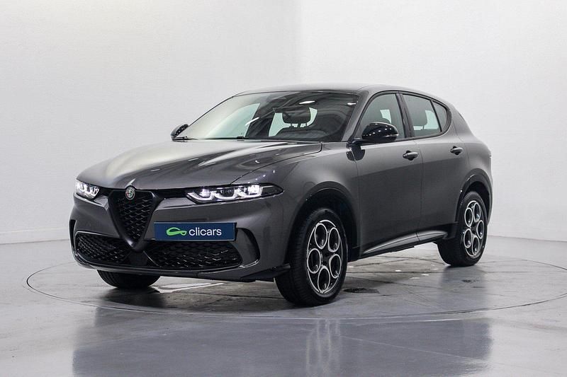 Usado Alfa Romeo Tonale Sprint 130 CV (95 kW) 2024 Gris SUV